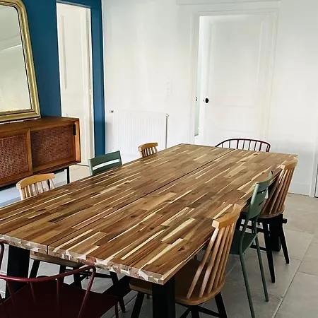 Very Spacious Cocoon With Garden Near The Sea *