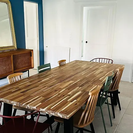 Very Spacious Cocoon With Garden Near The Sea *
