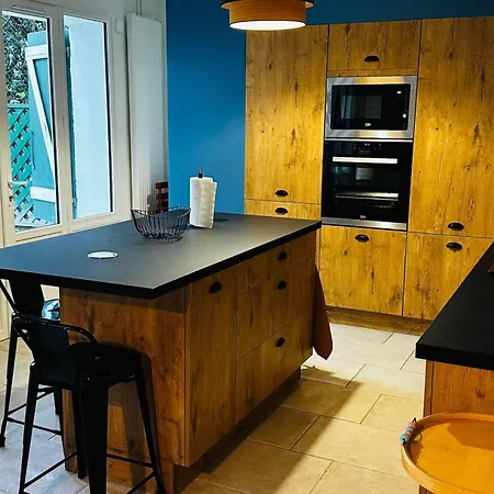 Very Spacious Cocoon With Garden Near The Sea Appartement